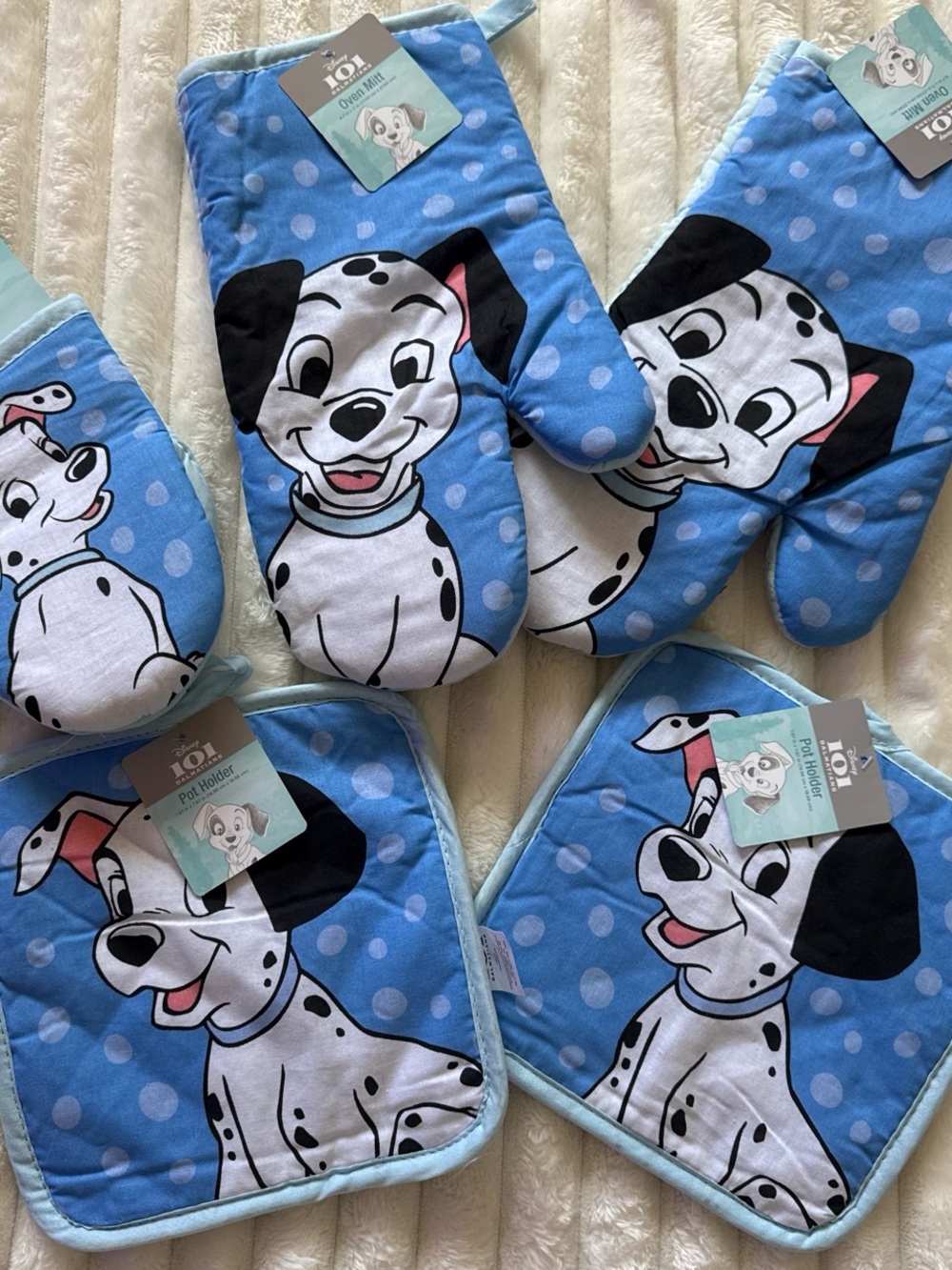 Disney Blue Dalmatian Oven Mitt & Pot Holder Set